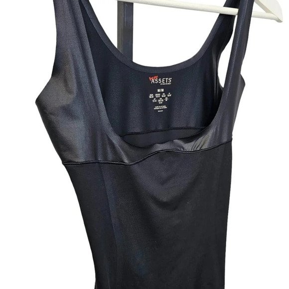 SPANX Open Bust Slip Assets Spot On Slimmers  Black Shaping Slimming Size Medium - Picture 4 of 9